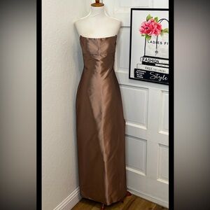 Vintage Richard Tyler Couture Pale Brown Strapless Dress Size 8